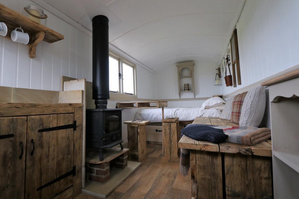 Fylingdales Meadowbeck - Shepherd Huts מראה חיצוני תמונה
